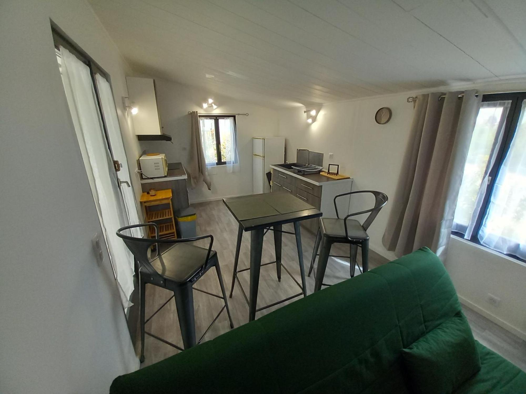 Mobilhome A Deux Pas Du Circuit Du Castellet Avec Terrasse Vue Mer 勒卡斯特雷特 外观 照片