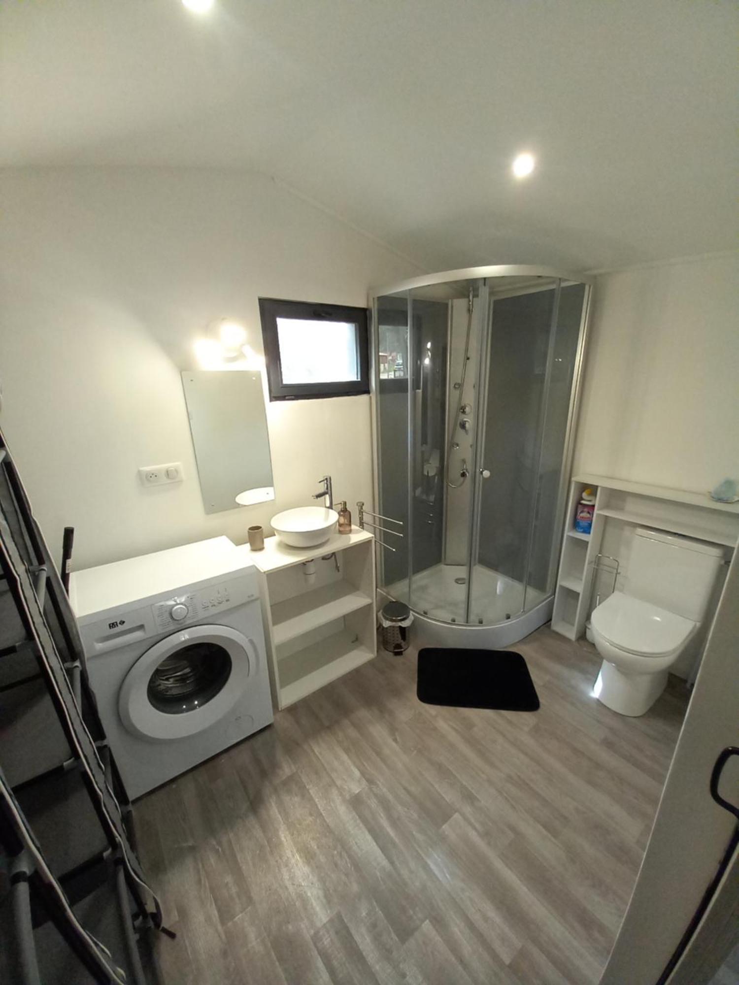 Mobilhome A Deux Pas Du Circuit Du Castellet Avec Terrasse Vue Mer 勒卡斯特雷特 外观 照片